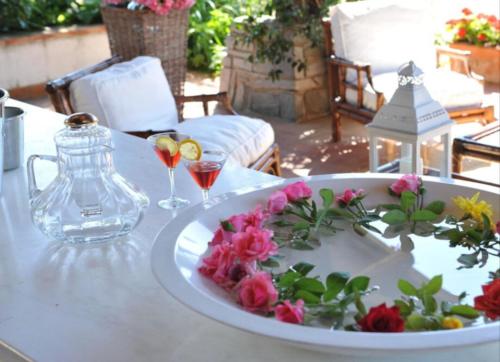 Villa Ines with pool and Jacuzzi hot tube in Терра Брачіоліні