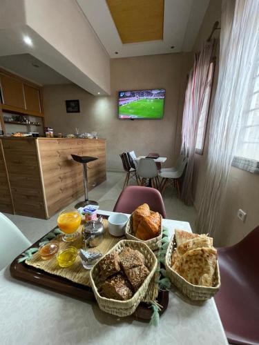 식음료(F&B), Résidence touristique Issounane (Residence touristique Issounane) in 아포우레