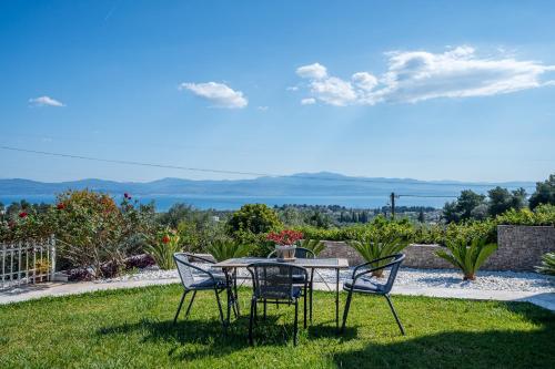 Aurora's apartment eretria in Euboea