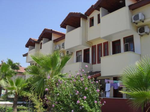 Villa Ozalp Apartments - image 4