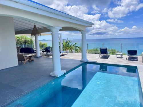 Villa d'Happy Bay - Panoramic View of Caribbean and sunsets – khách sạn tại Grand Case