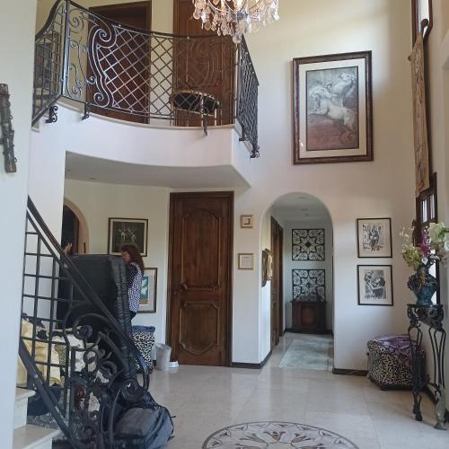 Malibu Luminous Swim Pool & Italian Villa – khách sạn tại Malibu