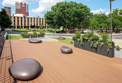 Garden, DoubleTree by Hilton Manchester Downtown in Manchester (NH)