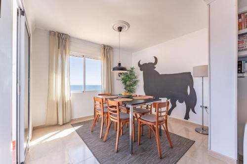 3 Bed with Panoramic Sea views - Pass the Keys