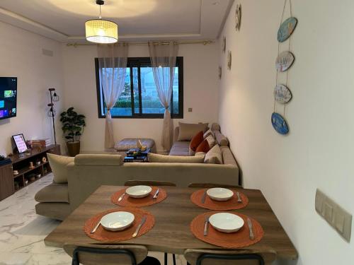 Rio Beach Appartment Sea View 3 Pools Parking in Sidi Rahal