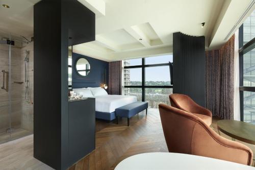 room detail thumbnail 0