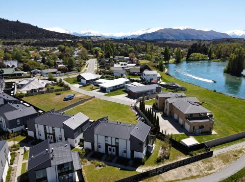 外觀, Modern Warm & Cosy Townhouse - 5 min to Wānaka (Modern Warm & Cosy Townhouse - 5 min to Wanaka) in 亞伯特鎮