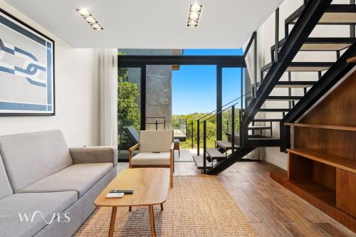 1 Br. Penthouse with Top Nature Views