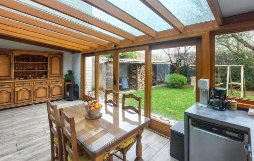 кухня, Stunning Home In Compans With Sauna in Грессі