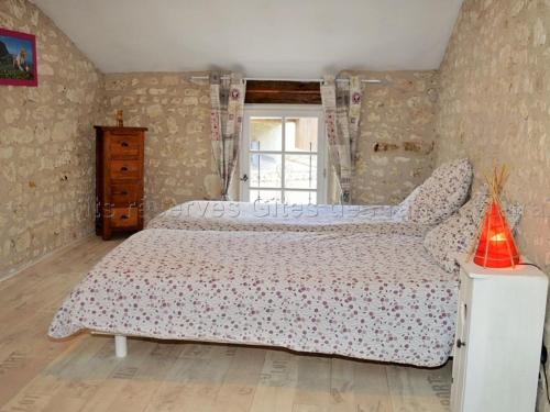 Maison traditionnelle avec animaux admis - 3 pers. - FR-1-381-661 in Champigny-Sur-Veude
