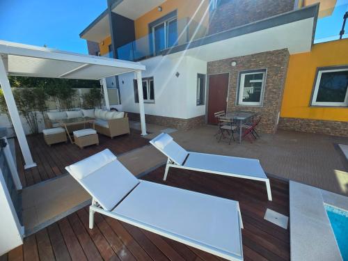 Casa Cliff by Sesimbra Sun Sea in 哥多維亞