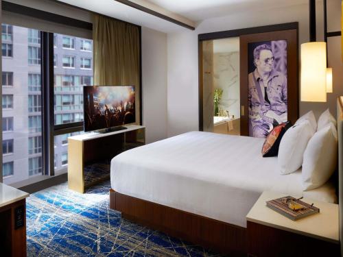 1 queen bed