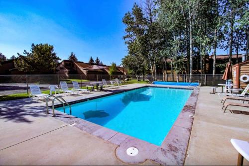 McCall Mountain Condo Pool Sauna Deck in McCall (Idaho)