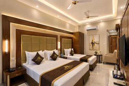The Taj Mahal View Amar Singh Palace photo 2
