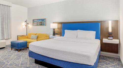 Hampton Inn Suites Grants Pass - image 33