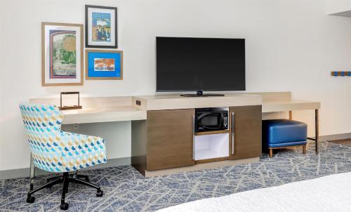 Hampton Inn Suites Grants Pass - image 32