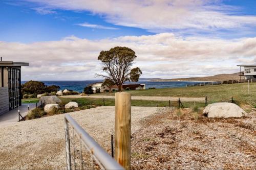 Bay of Fires Tiny Home in The Gardens