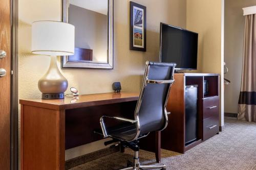 Comfort Suites Jonesboro University Area - image 25