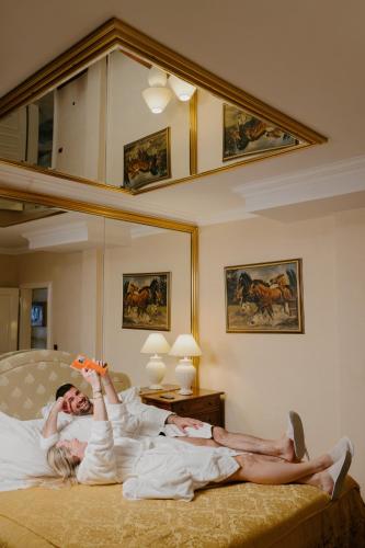 Deluxe Suite with Terrace and Sea View