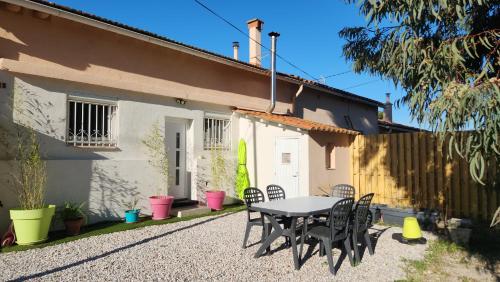 Logement entier dans un espace de verdure - Location saisonnière - Perpignan