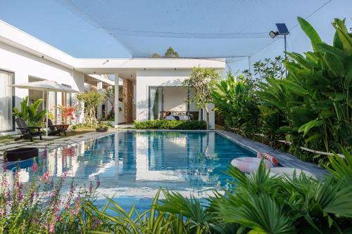 La Villa Phu Quoc - 3BR Private Saltwater Pool – khách sạn tại Cửa Dương