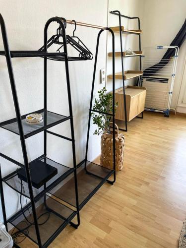 Ideal apartment for a professional or small family – khách sạn tại Déville-lès-Rouen