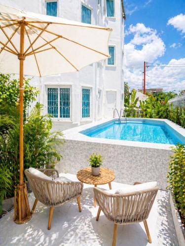 Private Pool Villa Resort style, Heart in bkk ,metro,cabaret show,RCA, jodd fair,chatuchak - Bangkok Private Pool Villa Resort style, Heart in bkk ,metro,cabaret show,RCA, jodd fair,chatuchak - Bangkok