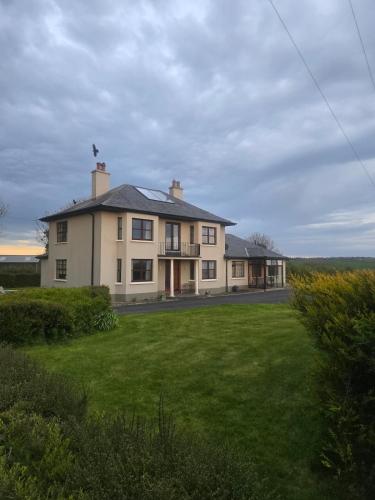 4-bedroom home in country for Ryder Cup visitors in Broadford