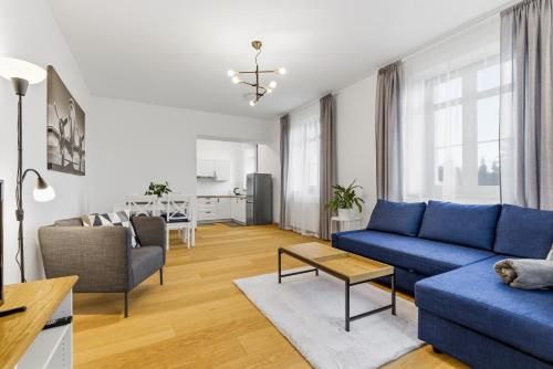 Stará Škola Mariánská (Stara Skola Marianska) in Albrechtice V Jizerskych Horach