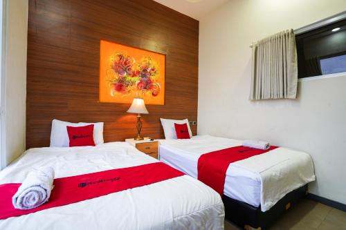 2 twin beds