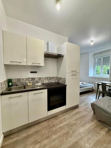 Studio 5 calme avenue Garibaldi-DABNB