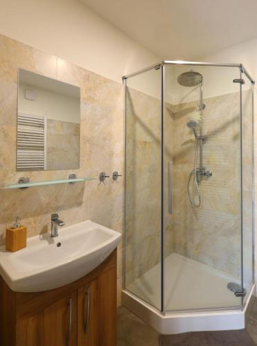 Apartmány Míla (Apartmany Mila) in Horní Počaply