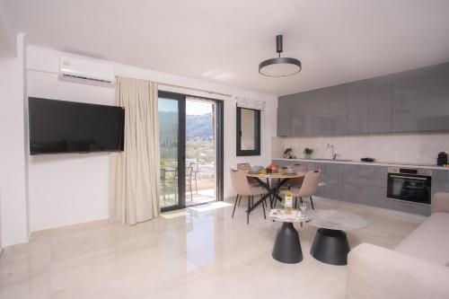 E&M apartments - Ράχη