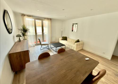 Appartement 3 Chambres hypercentre et 3 douches - Location saisonnière - La Roche-sur-Yon