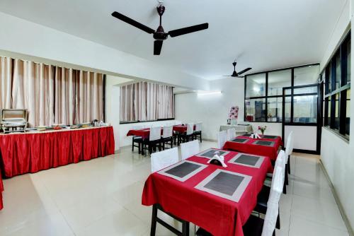 AVM Comfort Inn Nr Omni Bus Stand, Gandhipuram photo 4