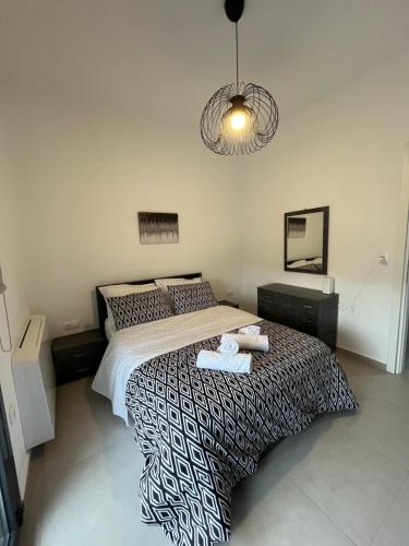 Meintis Apartments Rafina 4