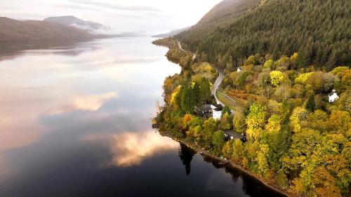 Loch Ness Lochside Hostel - Over 16s Only in Інверморістон