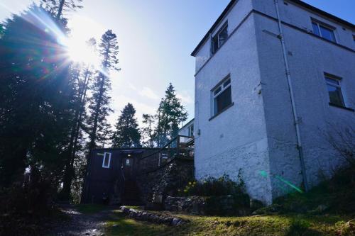 Lochside Hostel Loch Ness - image 12