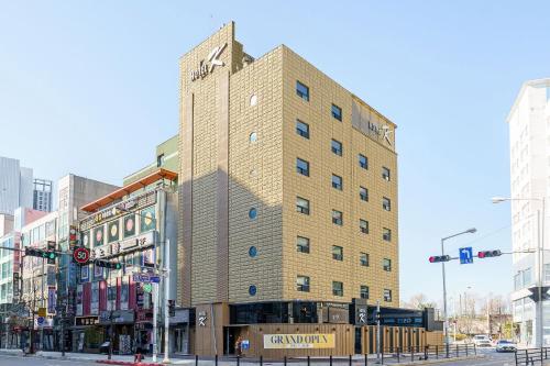Exterior view, Ilsan Hotel K in Tanhyeon-dong
