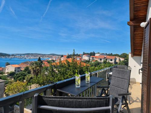 Renovated Apartments Skorin in Rogoznica
