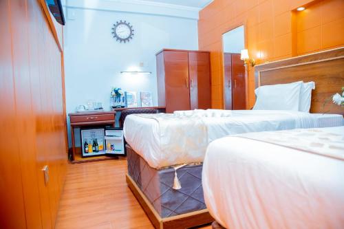 BWAMI DUBAI Hotel in Kigoma