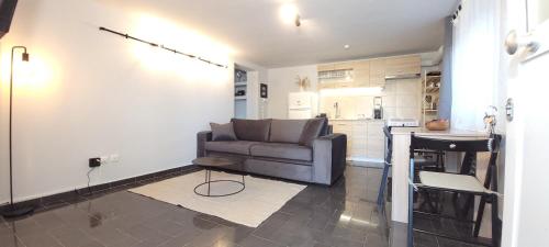 West Garden At Aigio By Greece Apartments - Delphi West Garden At Aigio By Greece Apartments - Delphi