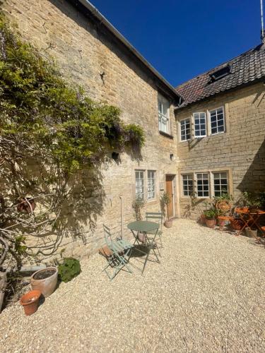 Facilities, The Snug - cosy cottage in a great location in Holt (Wiltshire)