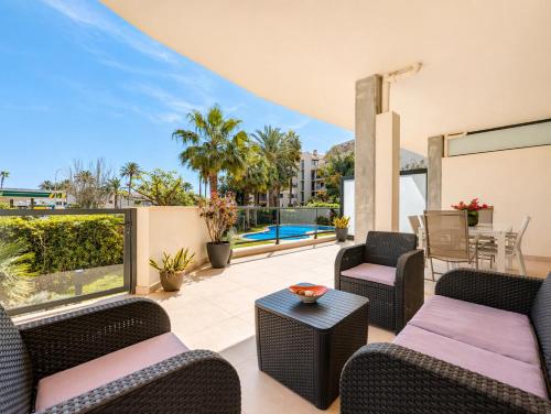 Exquisito by Edeal HOMES