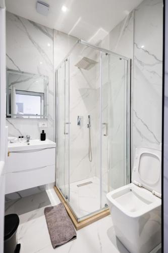 Shkoder City Center Rooms & Apartments - image 4