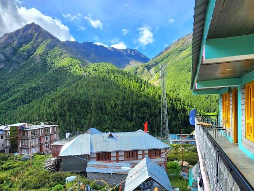 LAP Stays - Wanderer's Nest in Chitkul