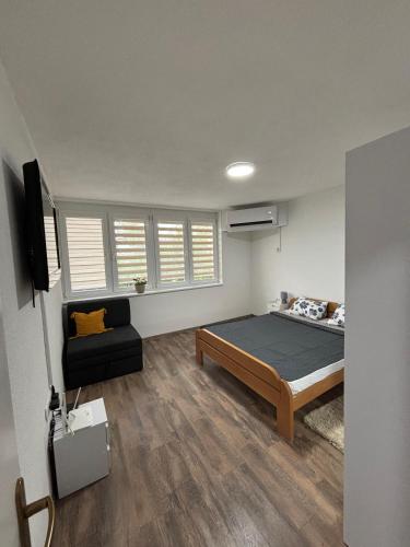 Apartman Ljiljan in Husimovci