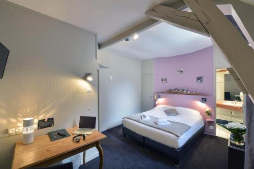 1 queen bed