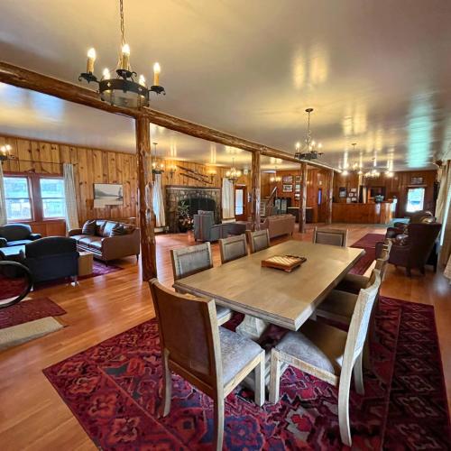Empfangshalle, Camp Richardson Resort in South Lake Tahoe (CA)