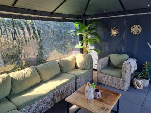 Stacaravan 161 camping Bongerd 5 sterren Gezin 5 personen in שאגן